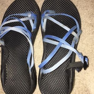chacos!!
